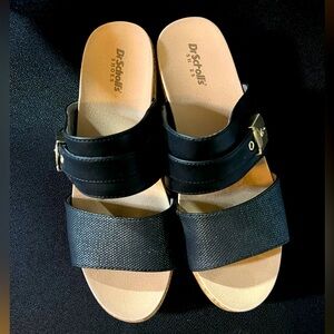 Dr. Scholls cork platform 2 strap sandal with gold buckle detail